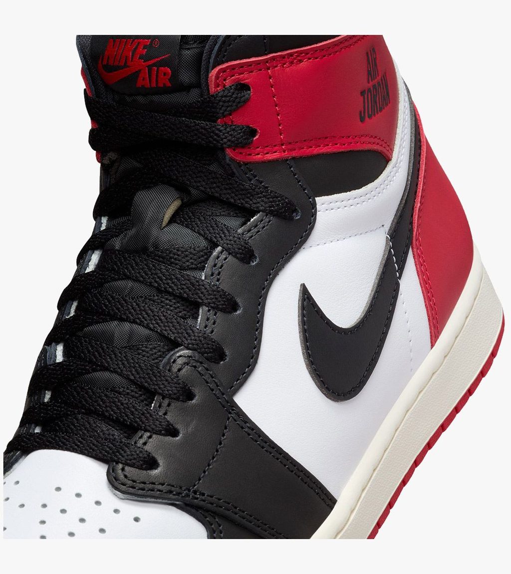 Red AIR JORDAN 1 RETRO HIGH OG