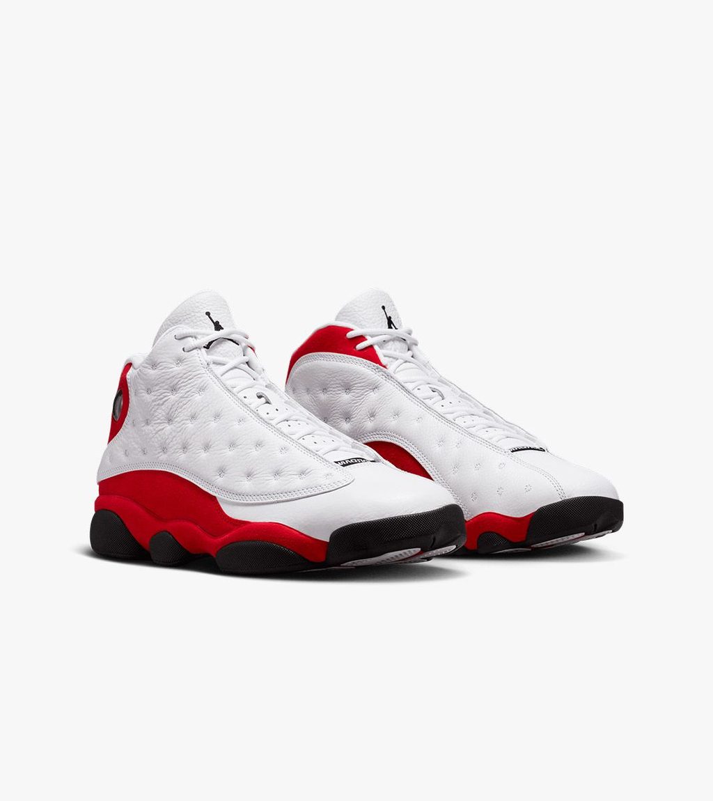 Valkoinen AIR JORDAN 13 RETRO