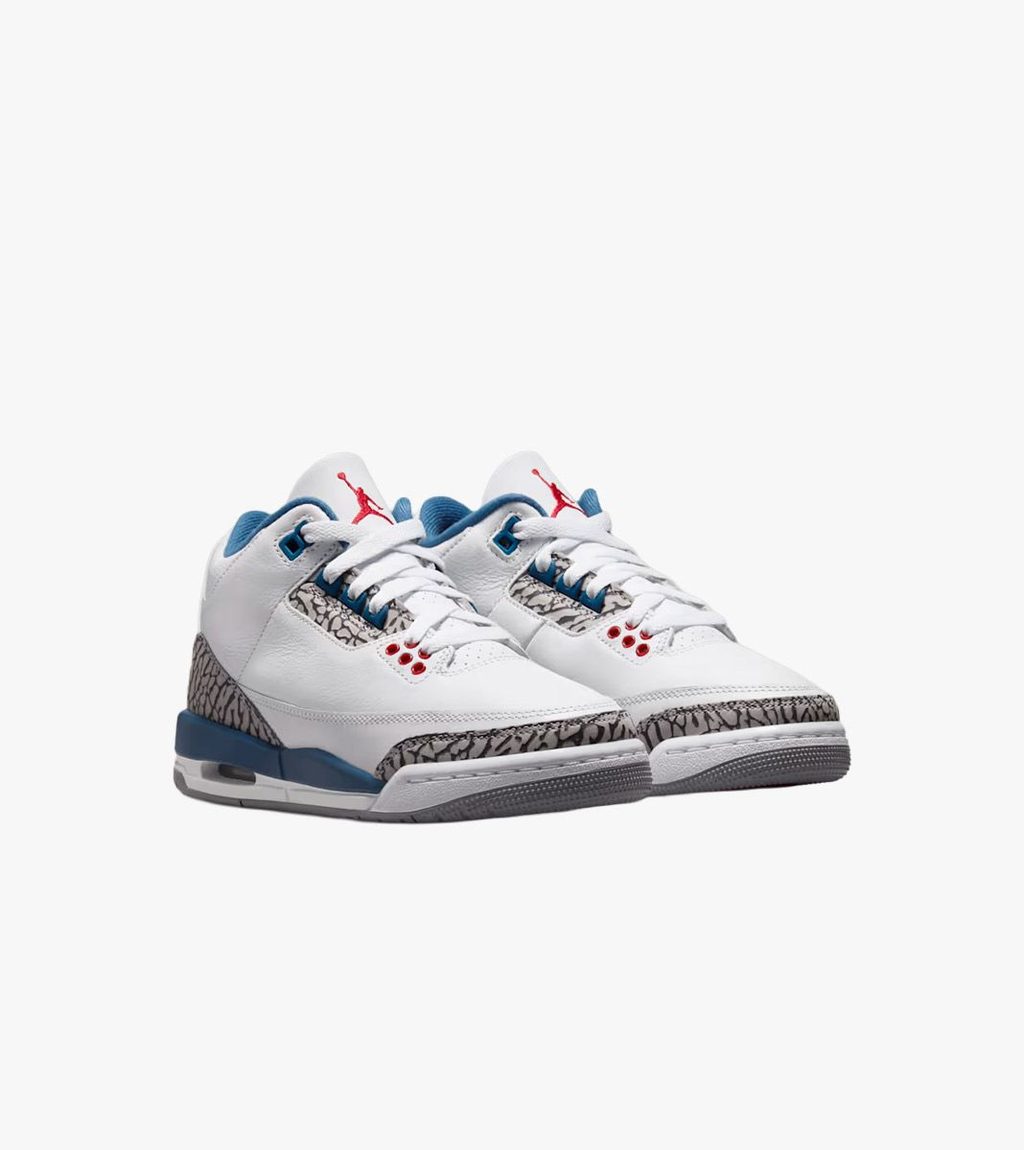 White AIR JORDAN 3 RETRO (GS)