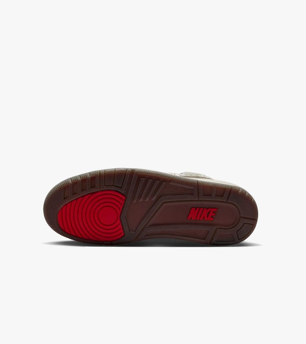 Black AIR JORDAN 3 RETRO LASER
