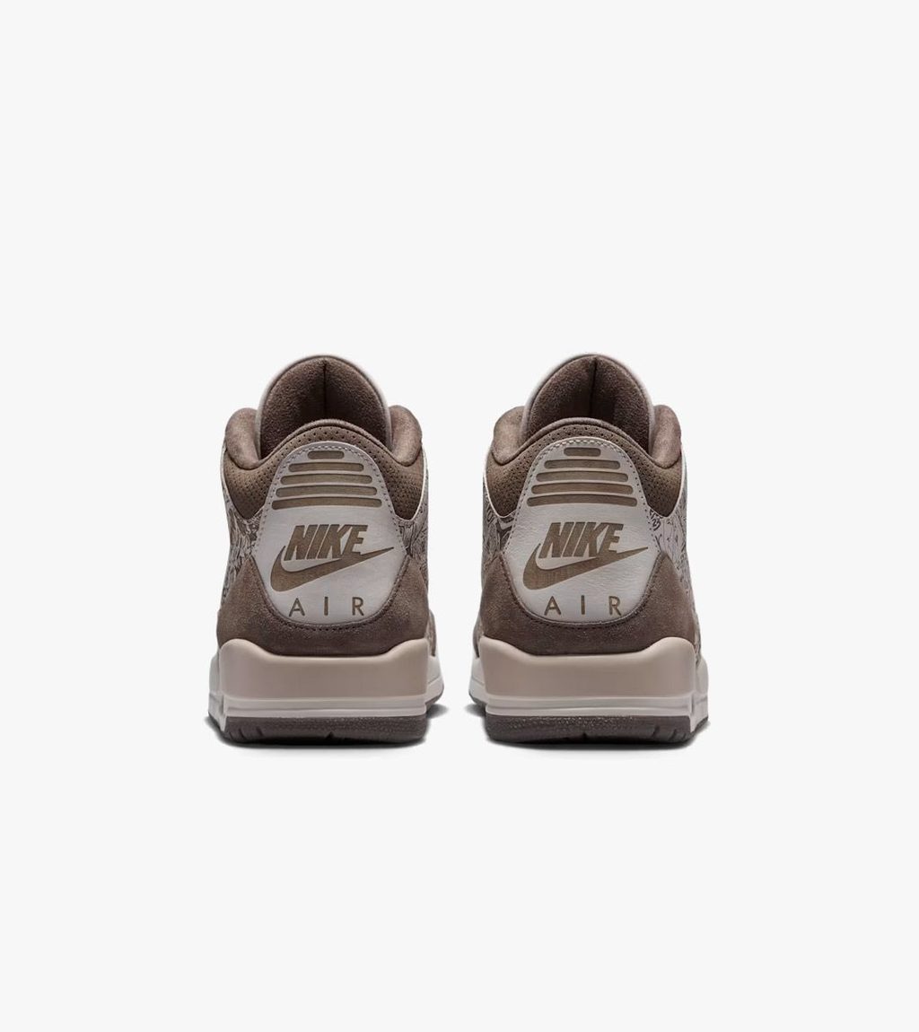 Black AIR JORDAN 3 RETRO LASER