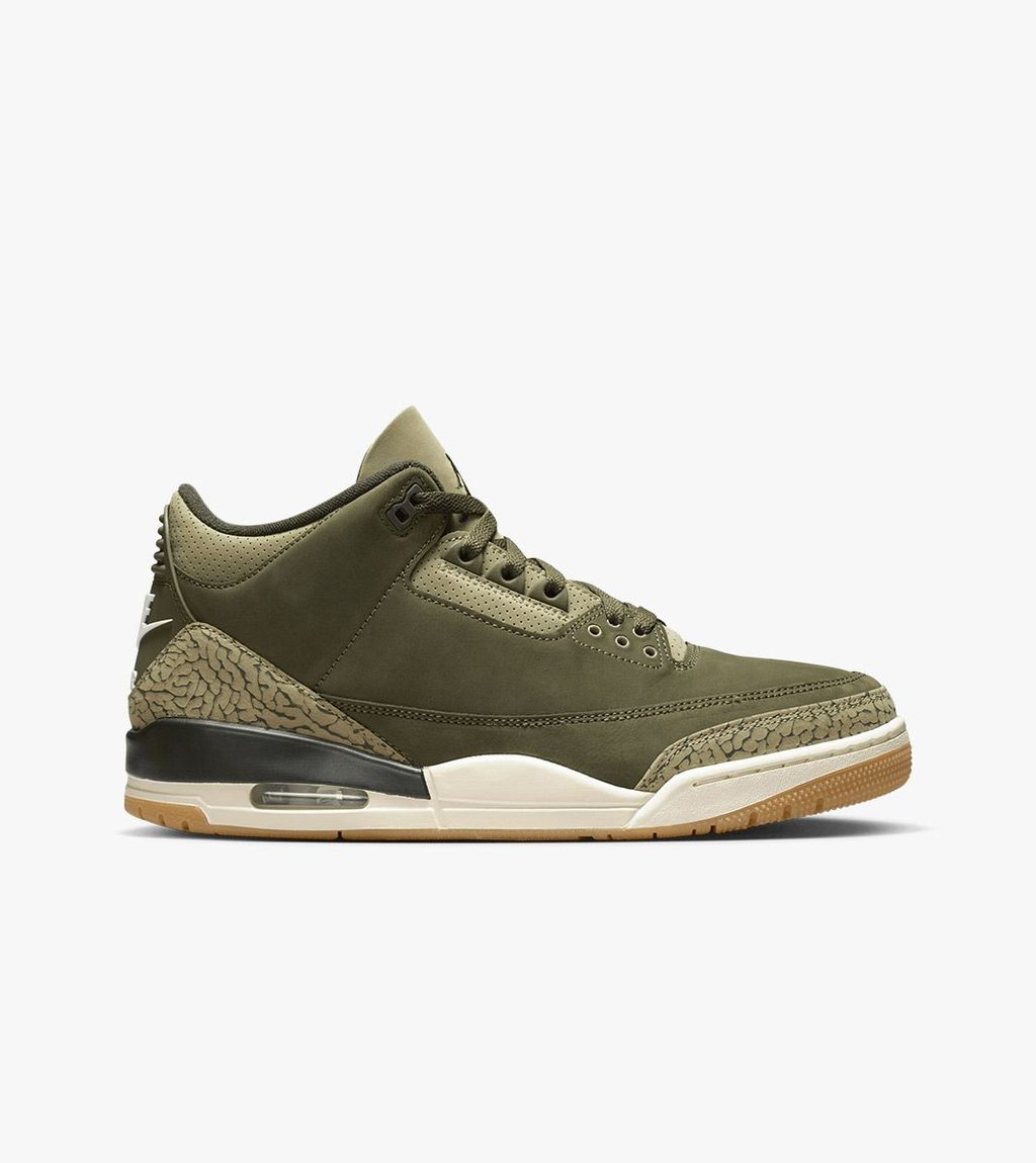 Zaļa AIR JORDAN 3 RETRO