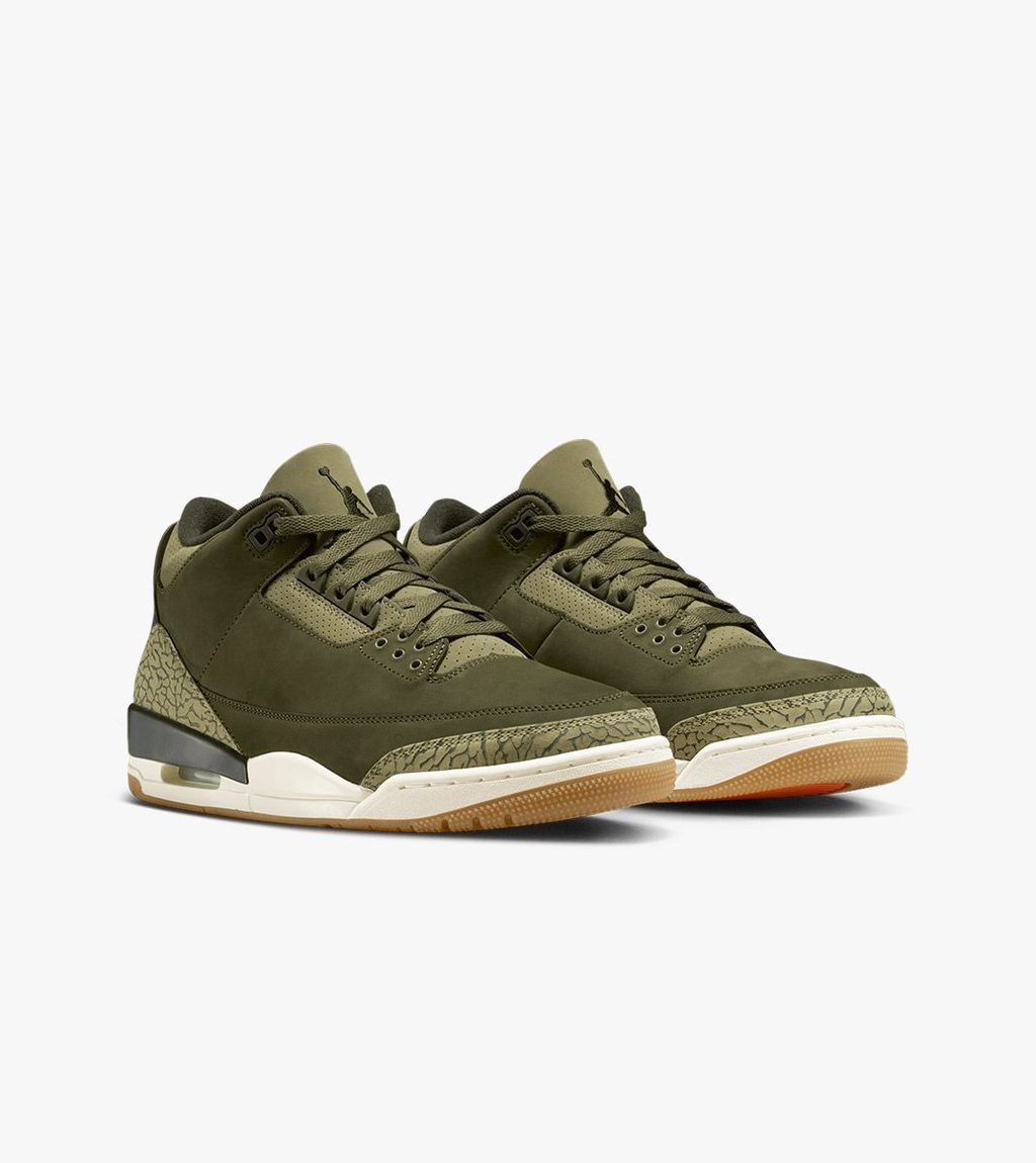 Zaļa AIR JORDAN 3 RETRO