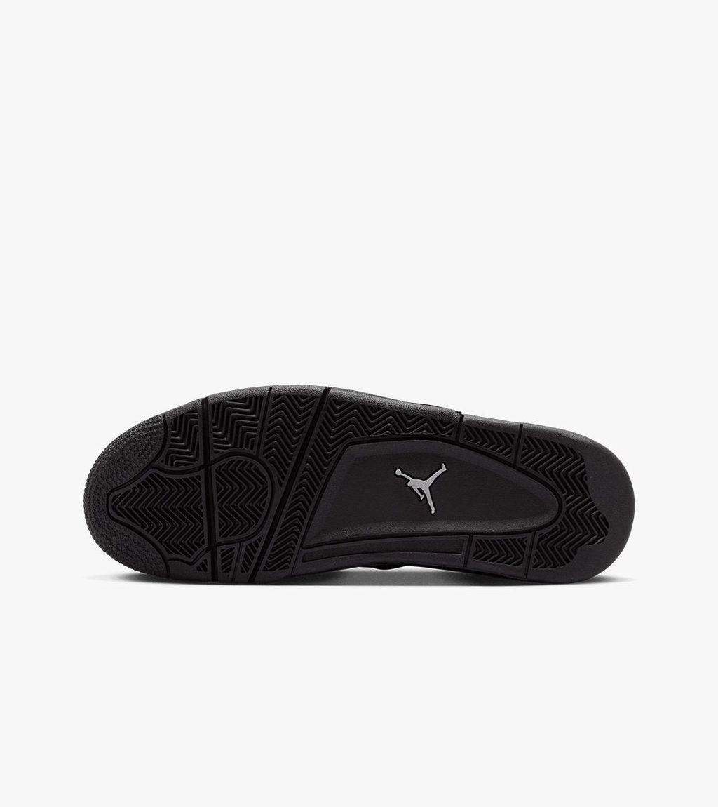 Musta AIR JORDAN 4 RM