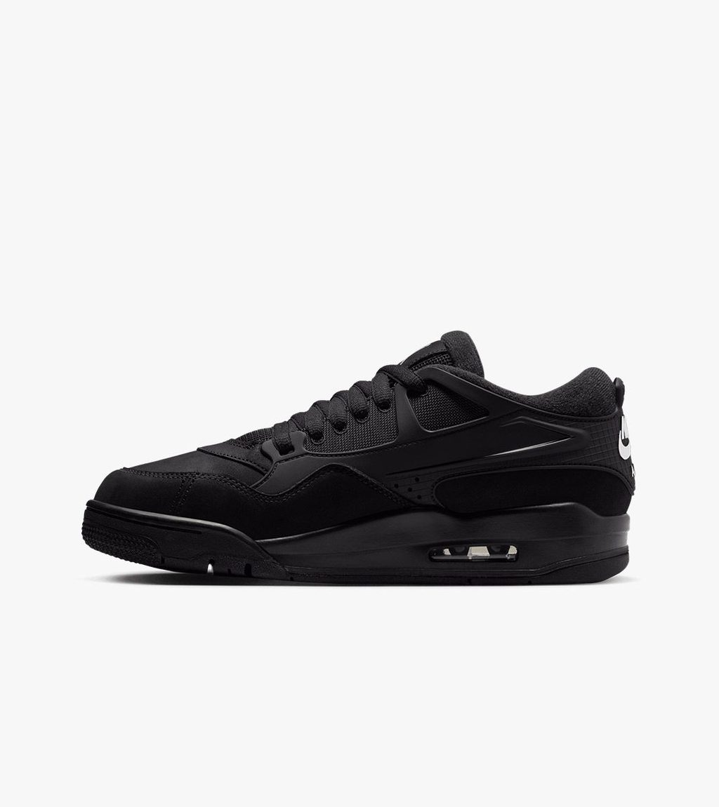 Musta AIR JORDAN 4 RM