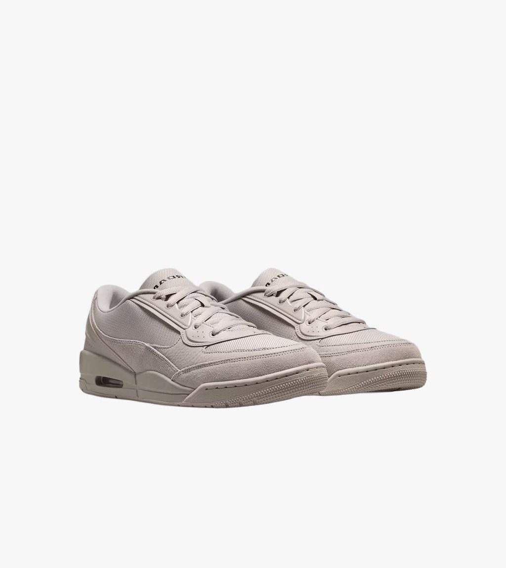 Beige Air jordan ultra