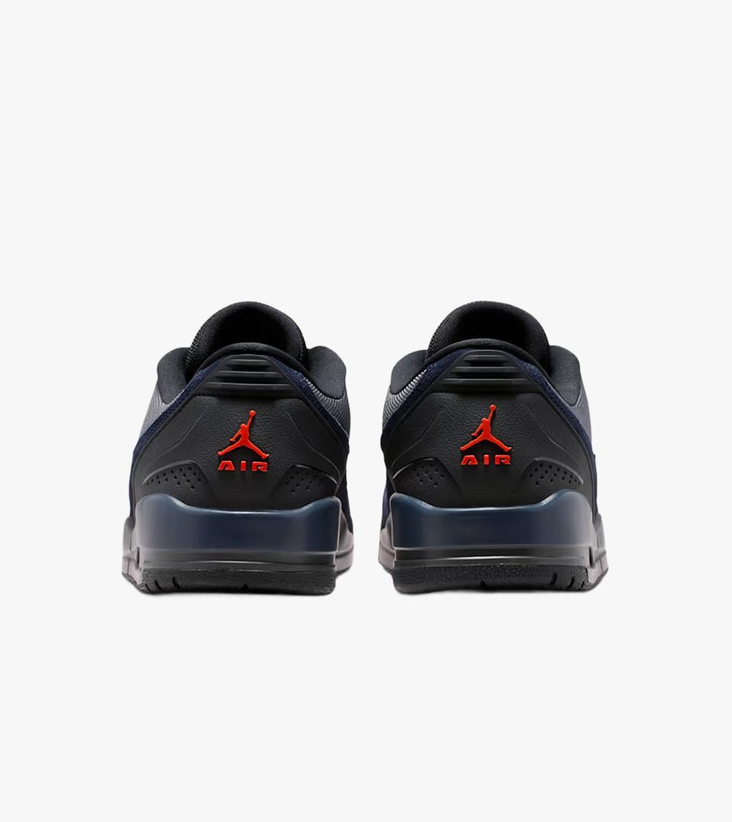 Harmaa AIR JORDAN ULTRA