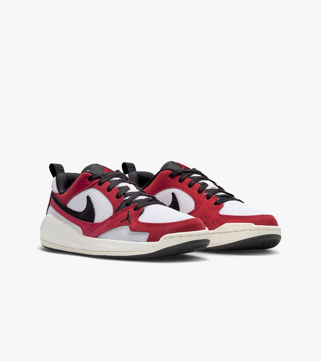 Flerfärgad Jordan cmft era gs