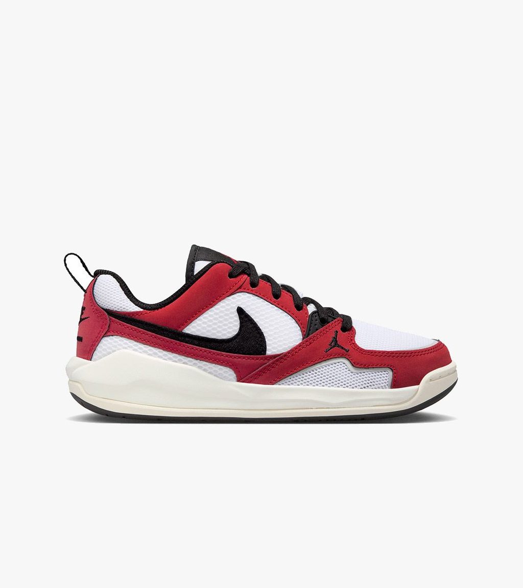 Flerfärgad Jordan cmft era gs