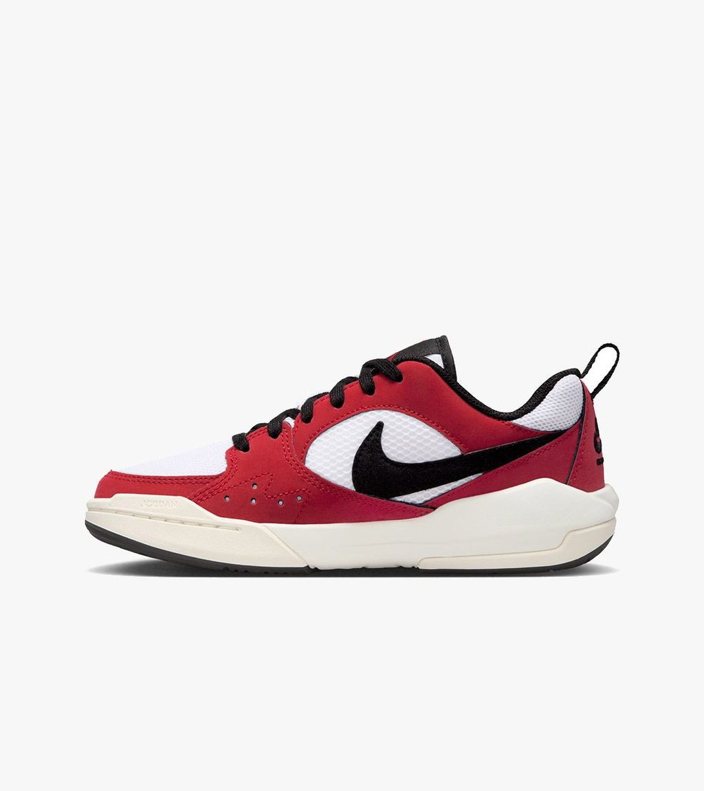 Flerfärgad Jordan cmft era gs