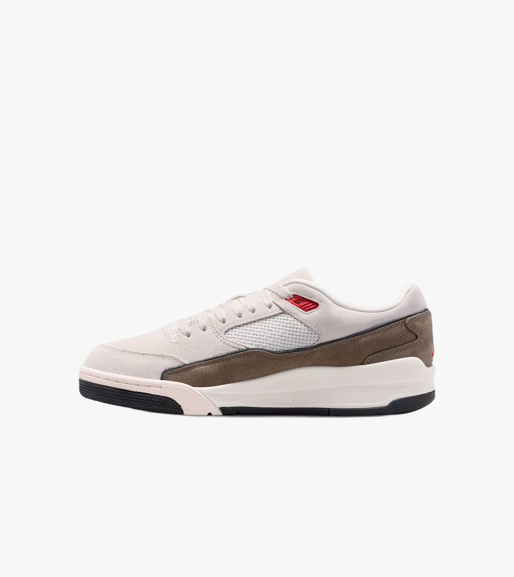 Red JORDAN FLIGHT COURT