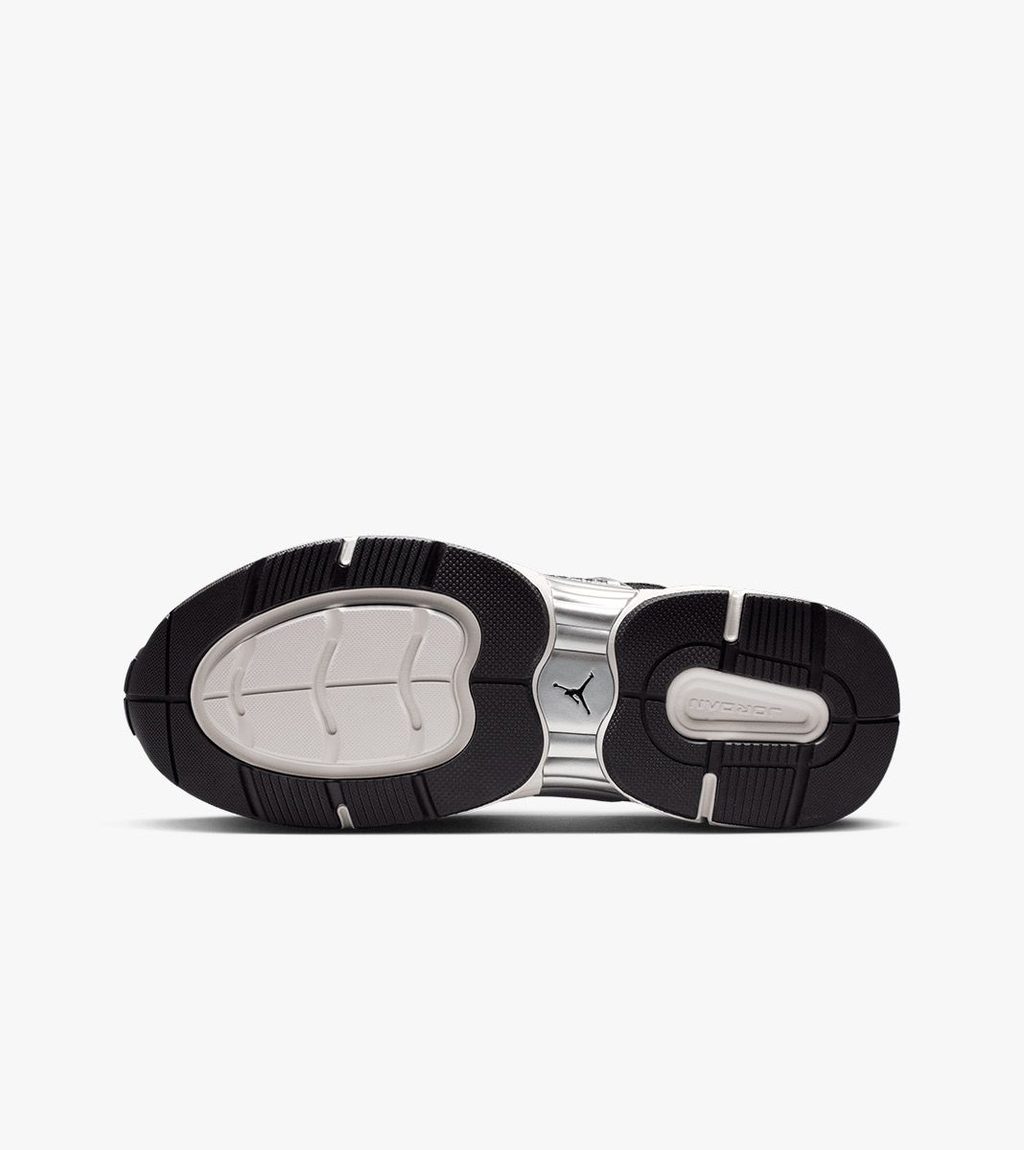 Melna JORDAN TRUNNER O/S