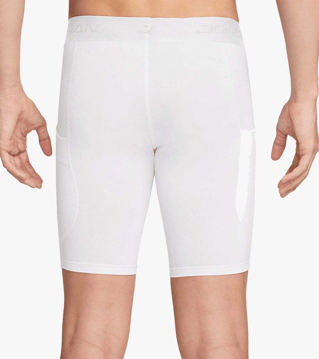 White M J DF SPT ESS BL SHORT