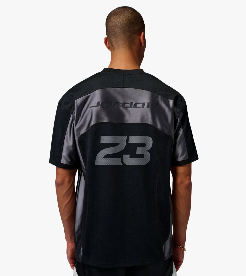 Juoda M j flt jersey ss top