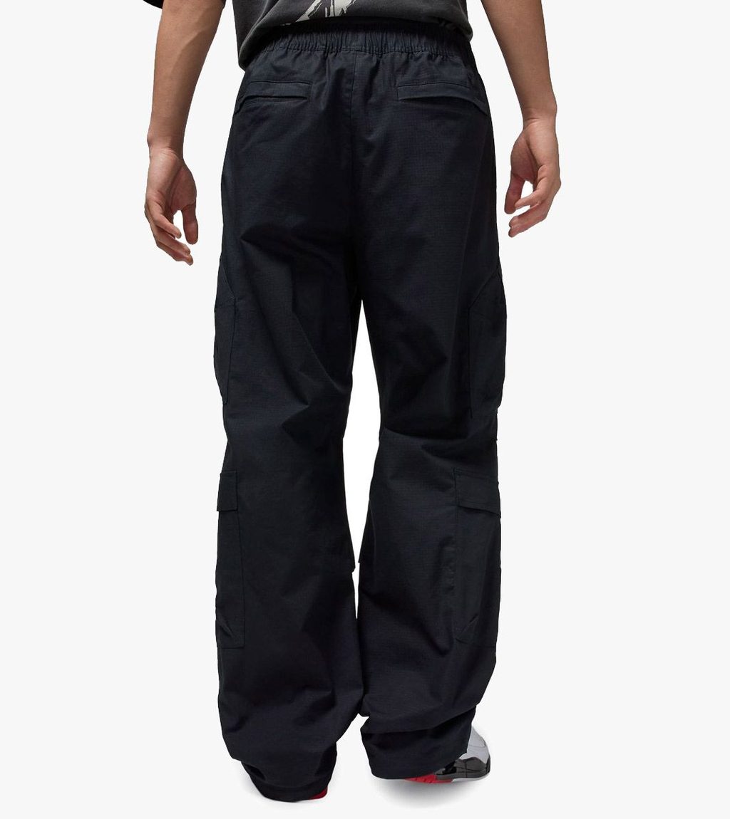Juoda M j flt utility pant