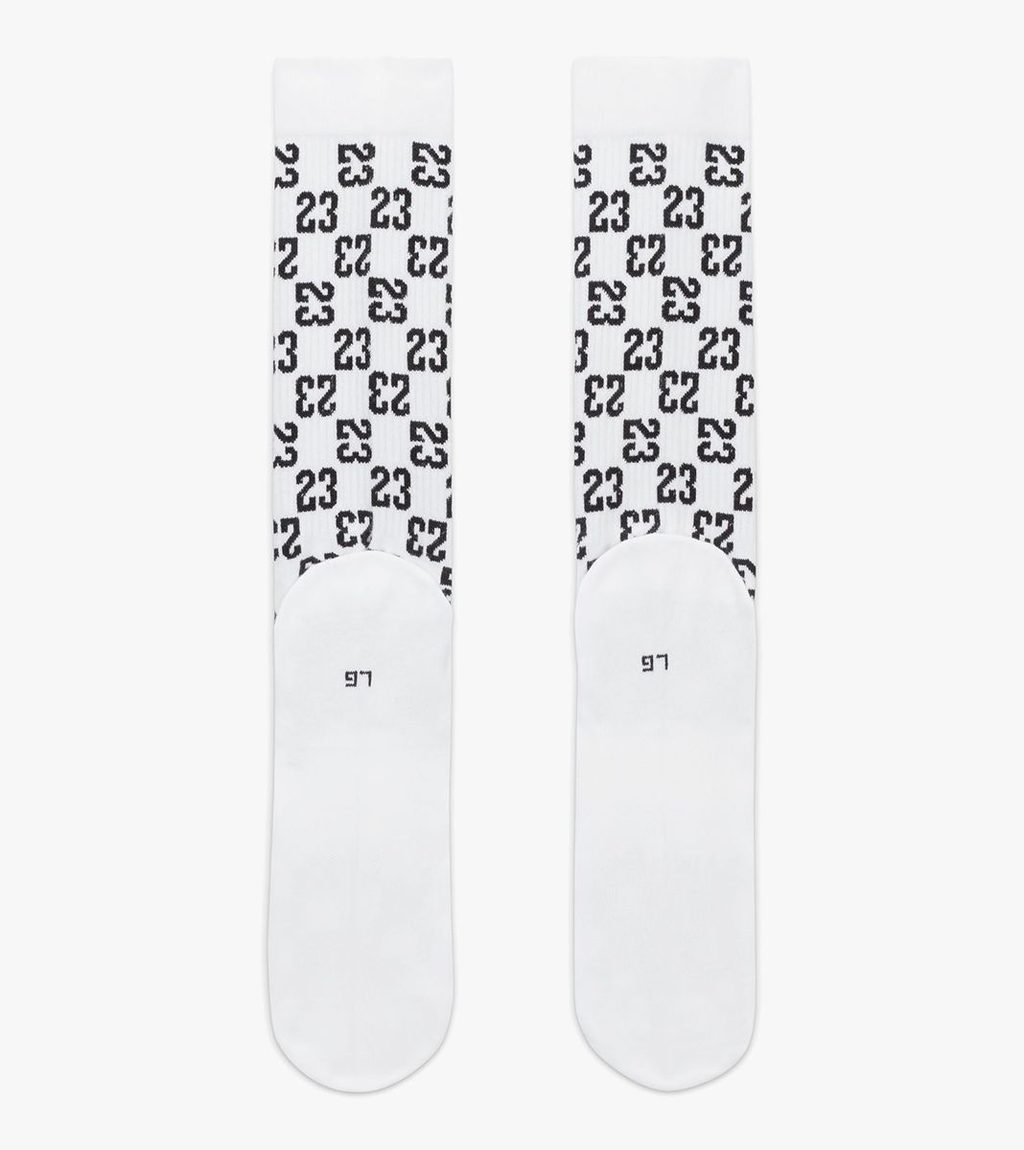 Valkoinen U J EVERYDAY ESSENTIALS CREW 1