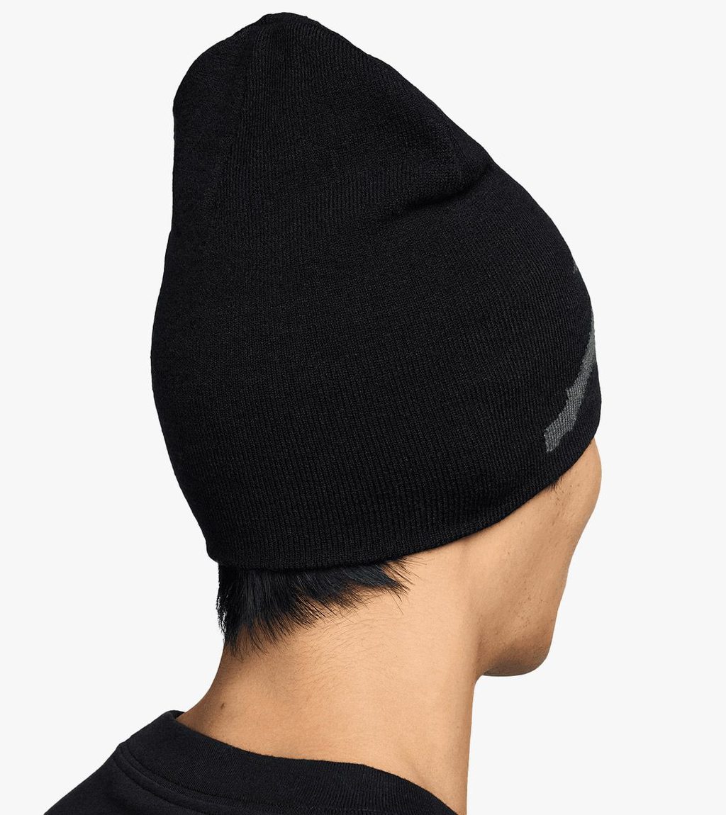 Black U J PEAK BEANIE BRK BL GX