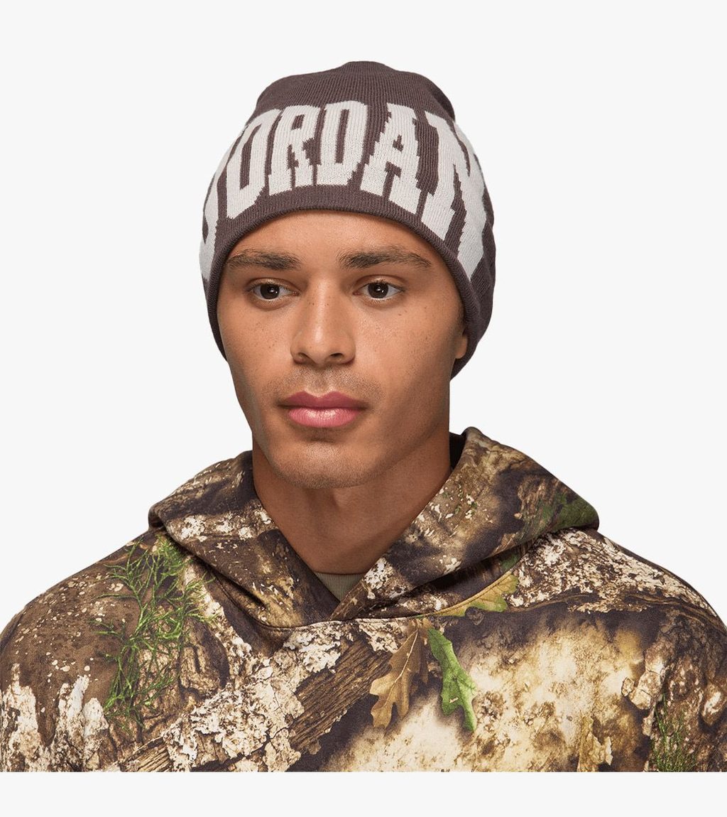 Pruun U j peak beanie brk gx