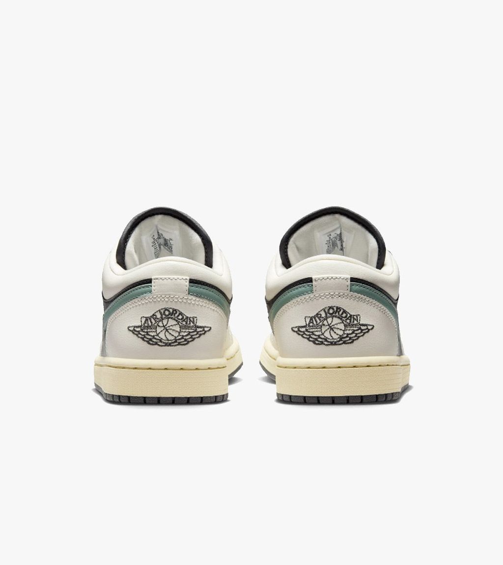 Mitmevärviline Wmns air jordan 1 low