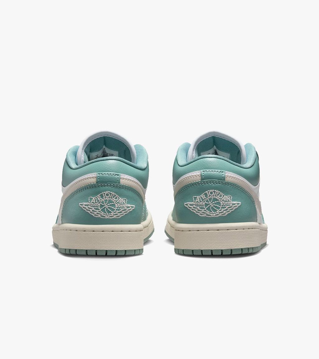 Zaļa WMNS AIR JORDAN 1 LOW