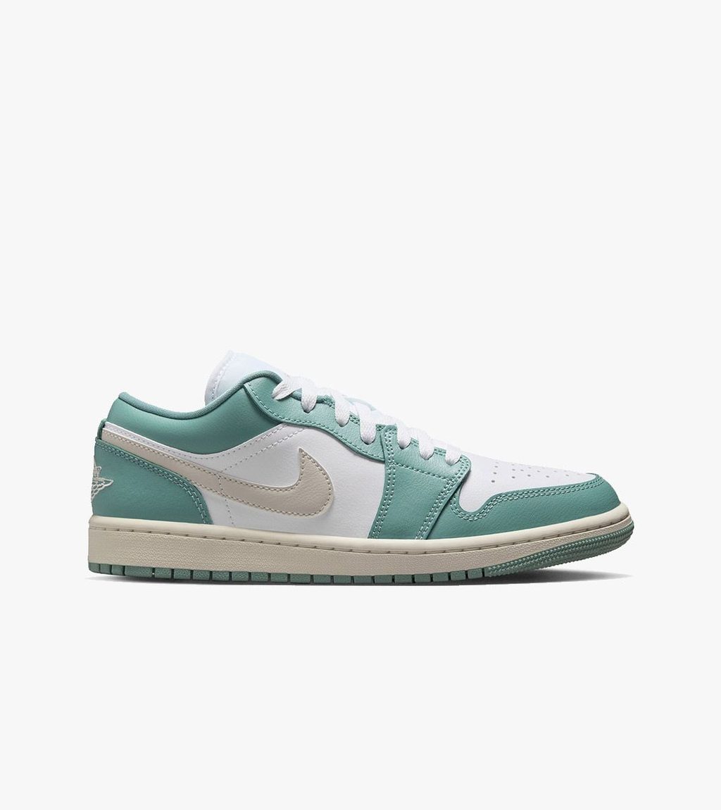 Zaļa WMNS AIR JORDAN 1 LOW