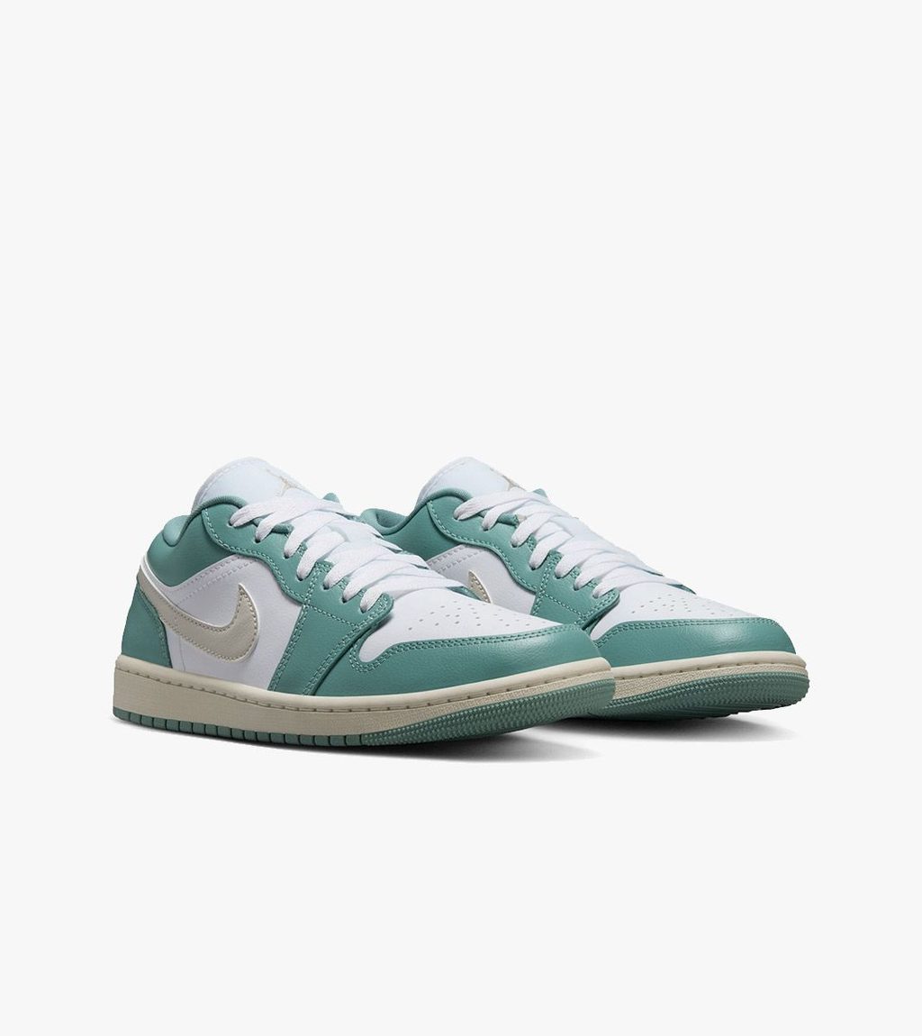 Zaļa WMNS AIR JORDAN 1 LOW