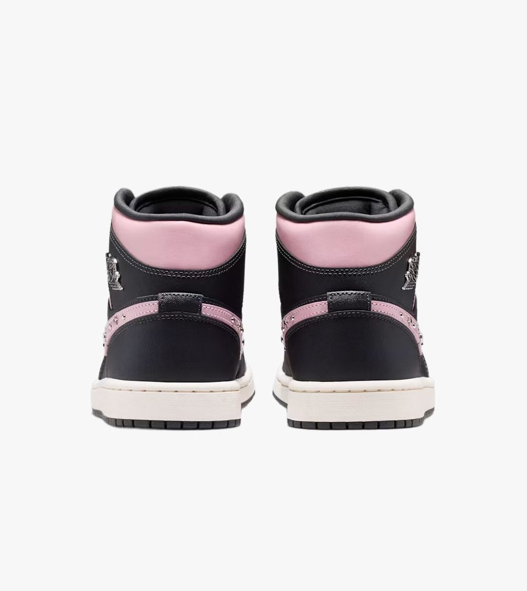 Svart Wmns air jordan 1 mid se