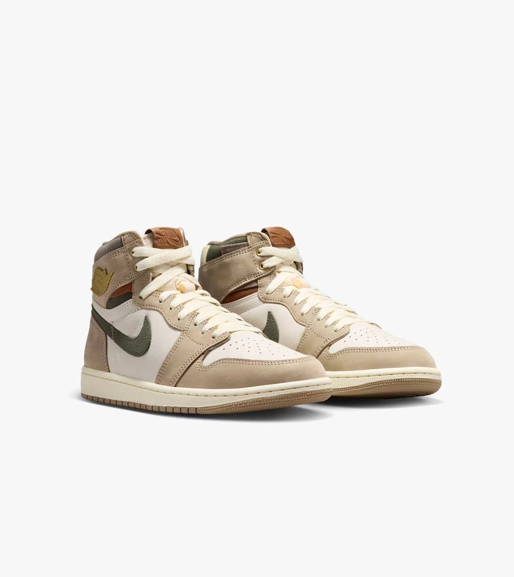 Beige WMNS AIR JORDAN 1 RETRO HI OG