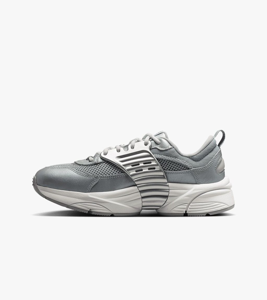 Pelēka WMNS JORDAN TRUNNER O/S
