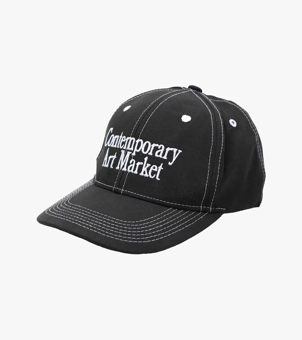 Juoda C.a.m. cap