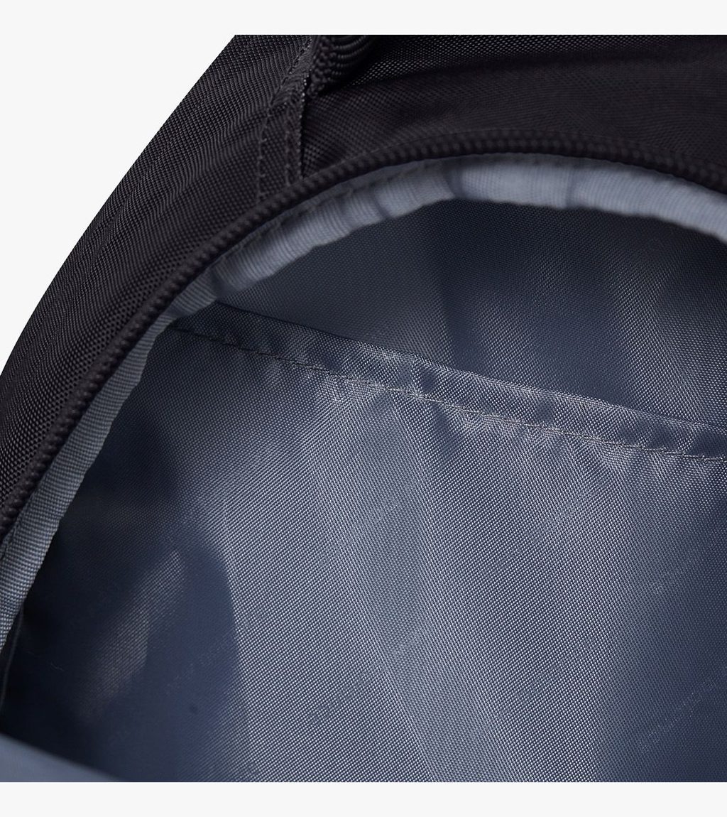 Melna ATHLETICS SLING BAG