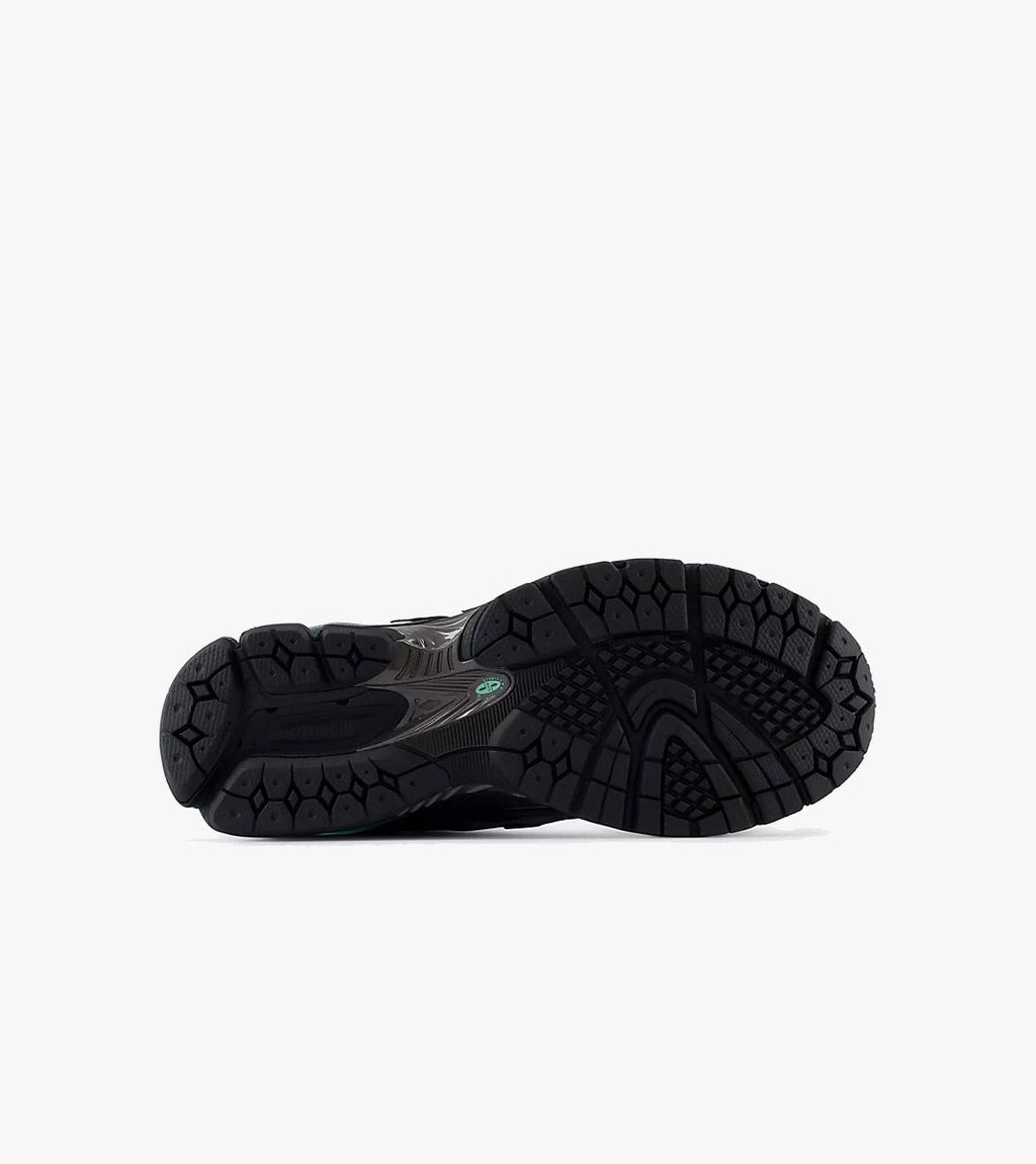 Musta NEW BALANCE 1906A TECH EXPLOSION