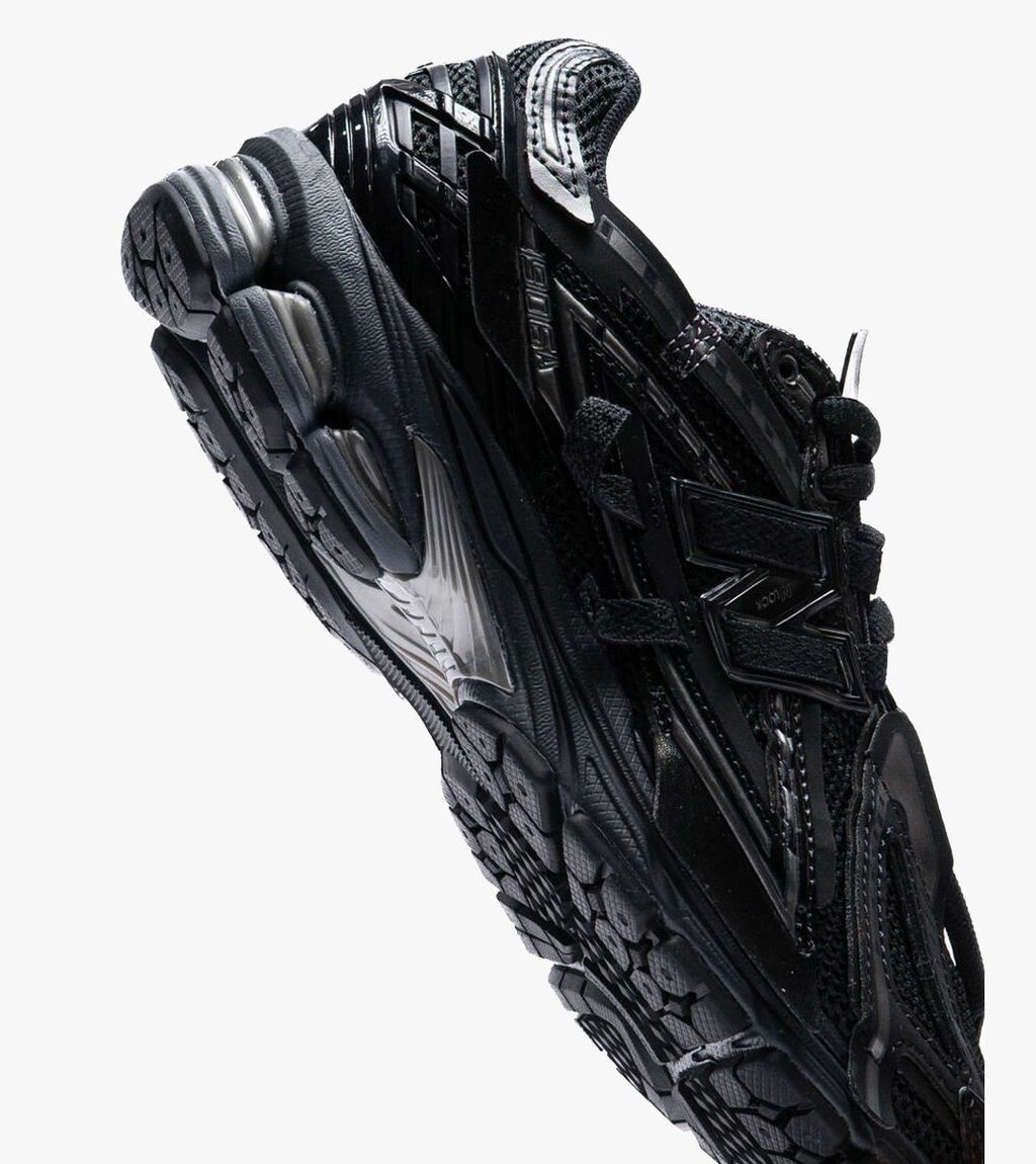 Black NEW BALANCE 1906A TECH EXPLOSION