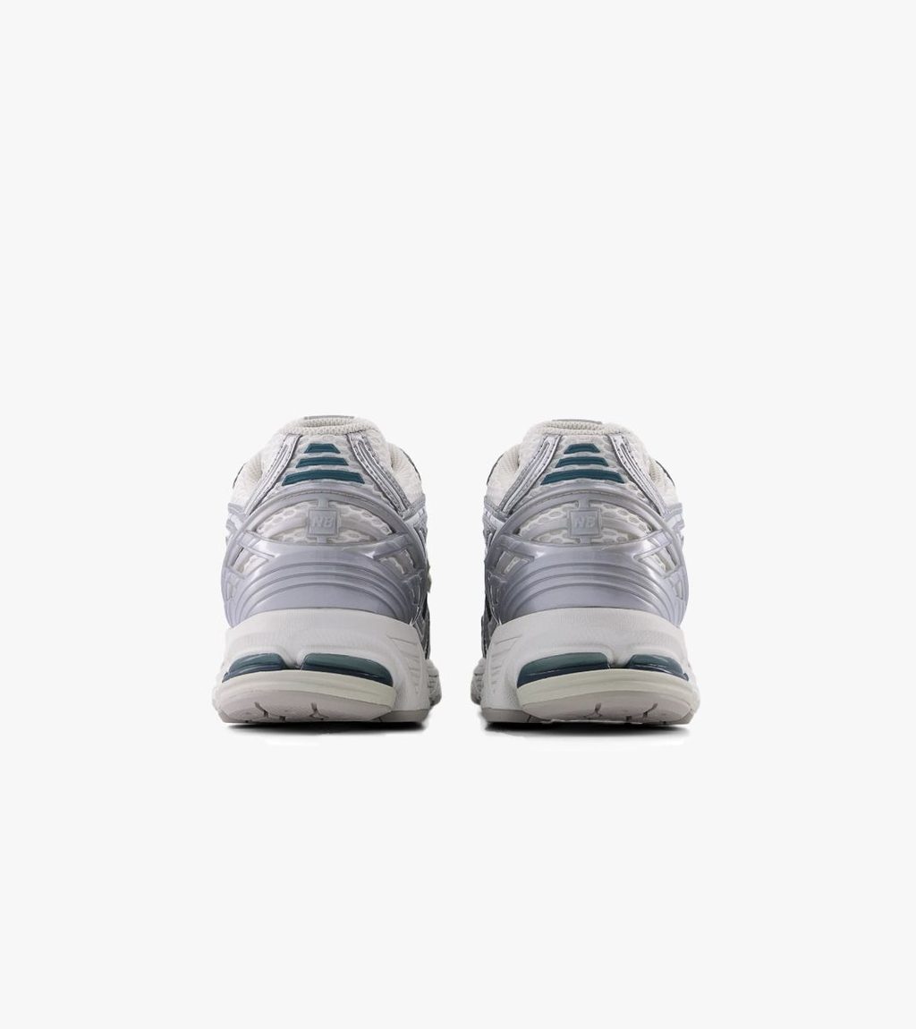 Grey NEW BALANCE 1906R