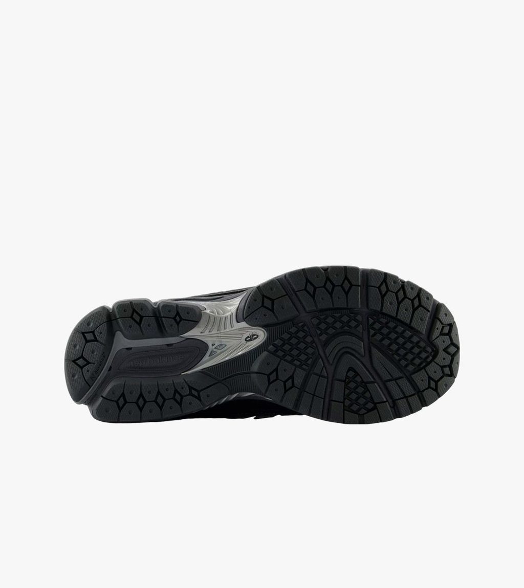 Must New balance 1906r