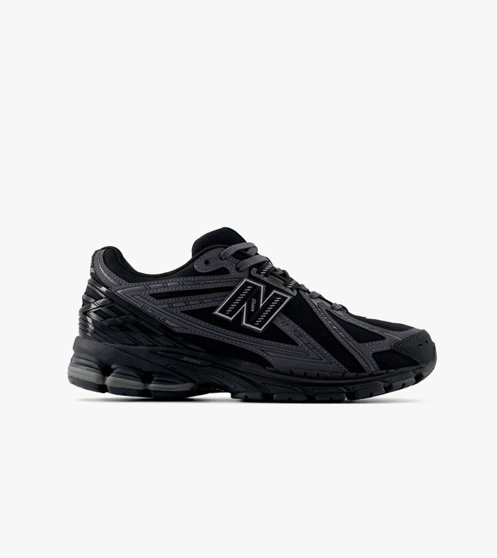 Must New balance 1906r