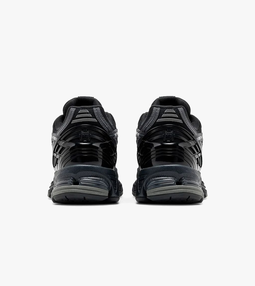 Must New balance 1906r