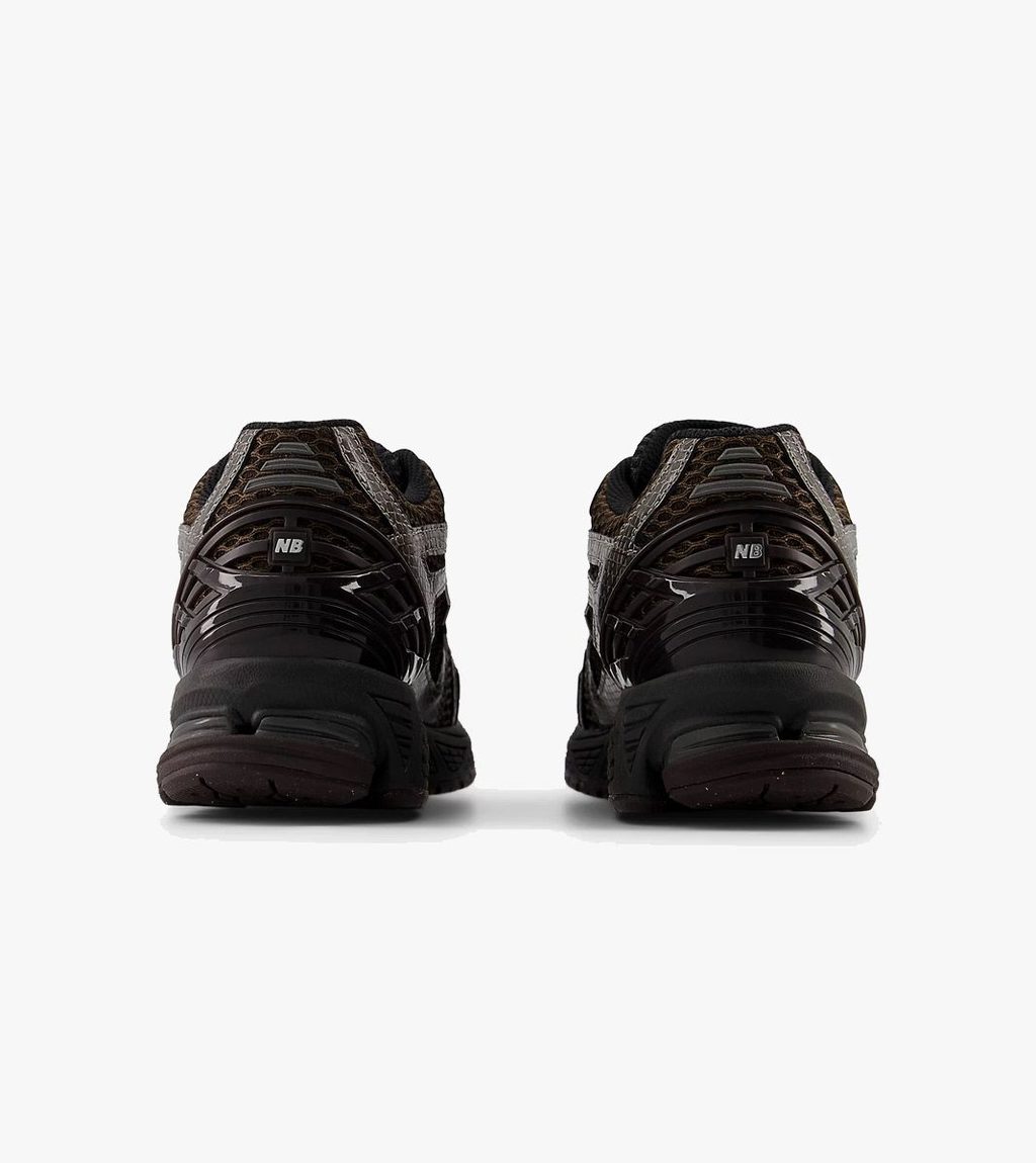 Pruun New balance 1906r