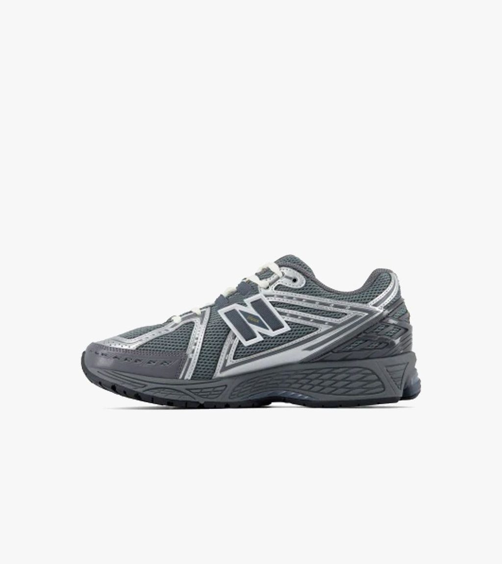 Blue NEW BALANCE 1906R