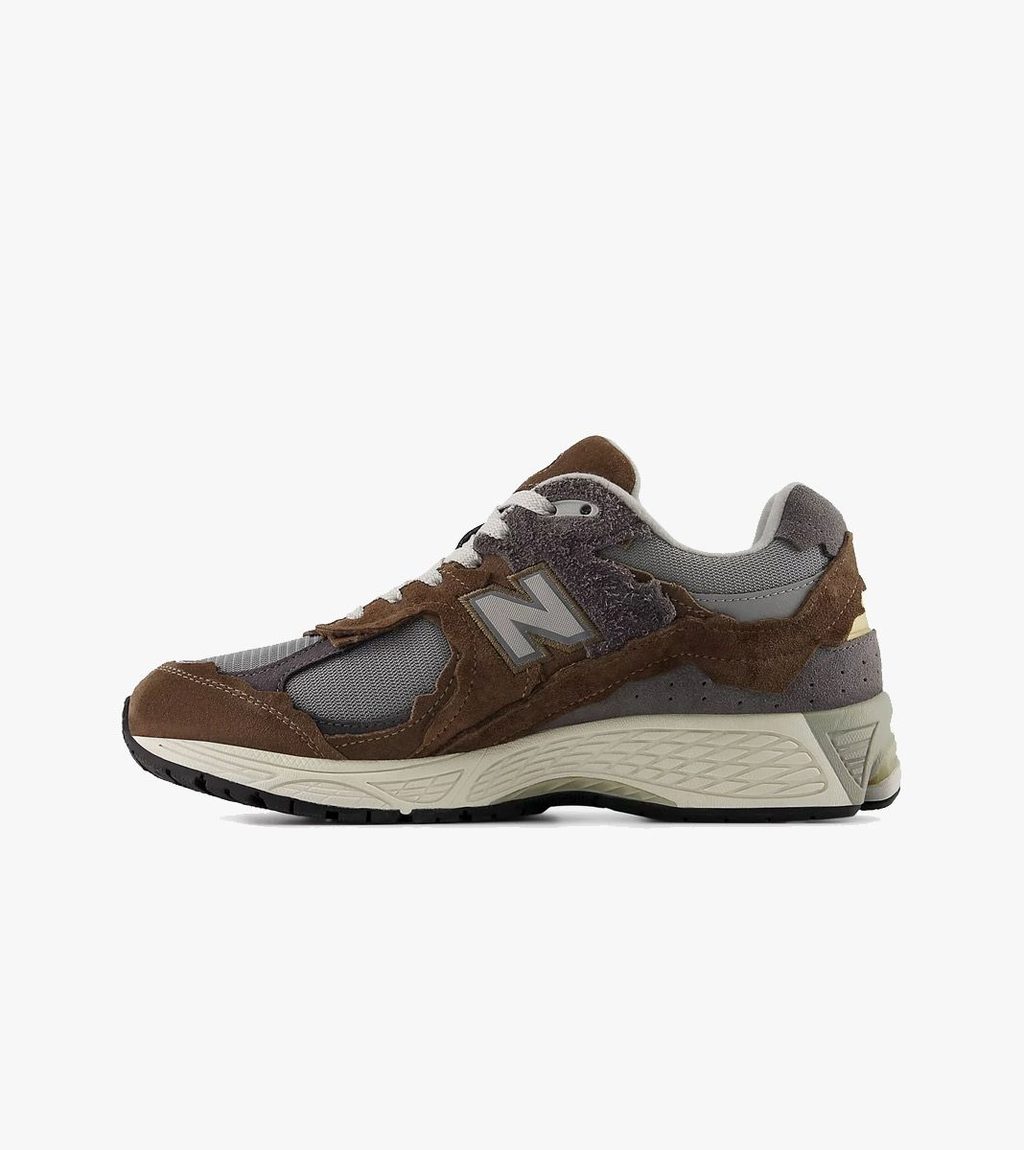 Brunt New balance 2002r protection pack