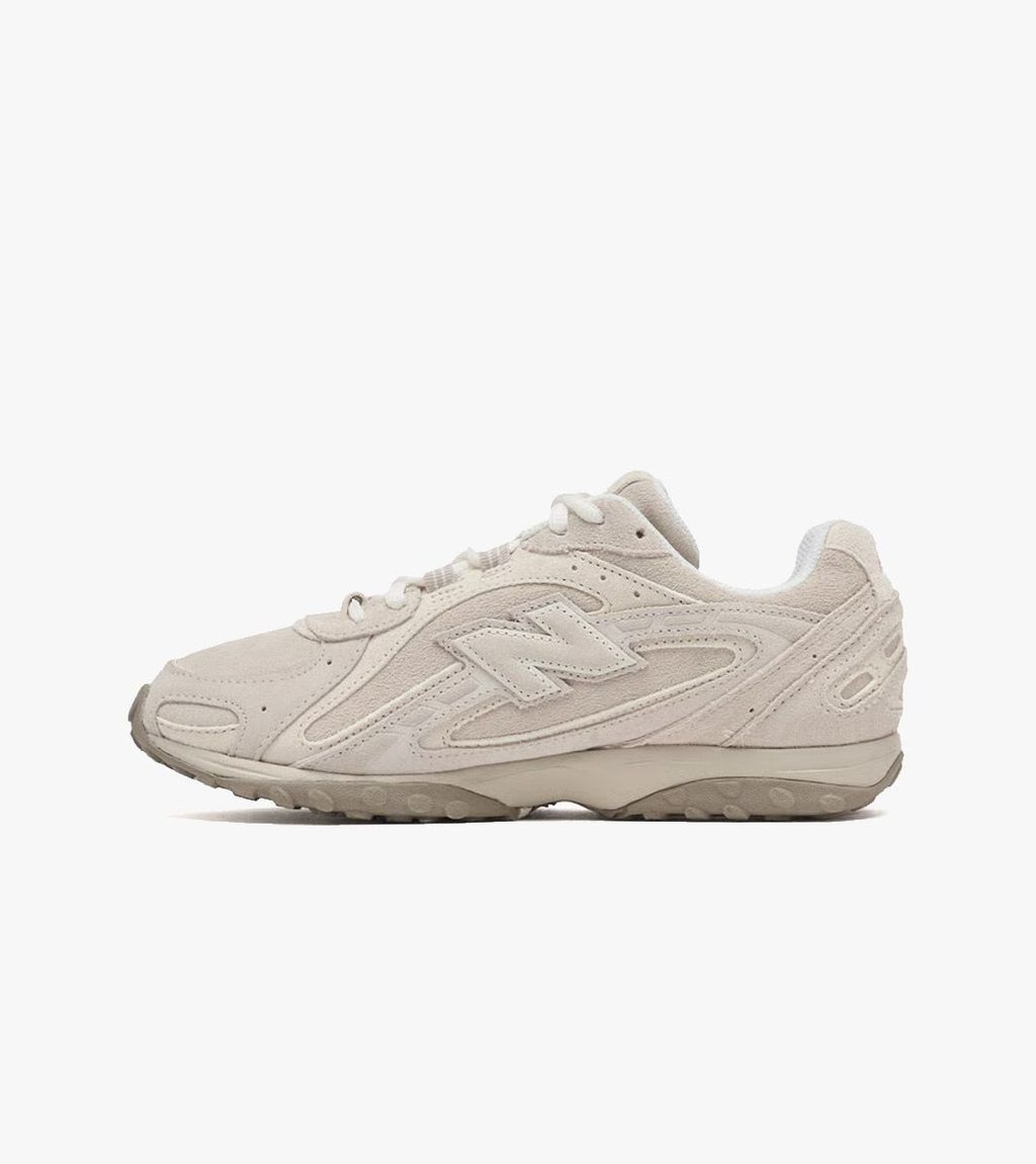Grey NEW BALANCE 204L