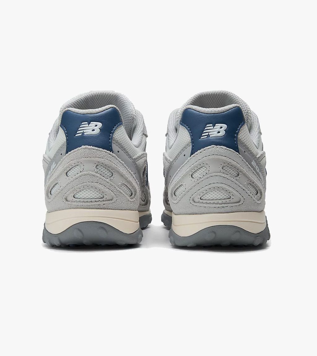 Grey NEW BALANCE 204L