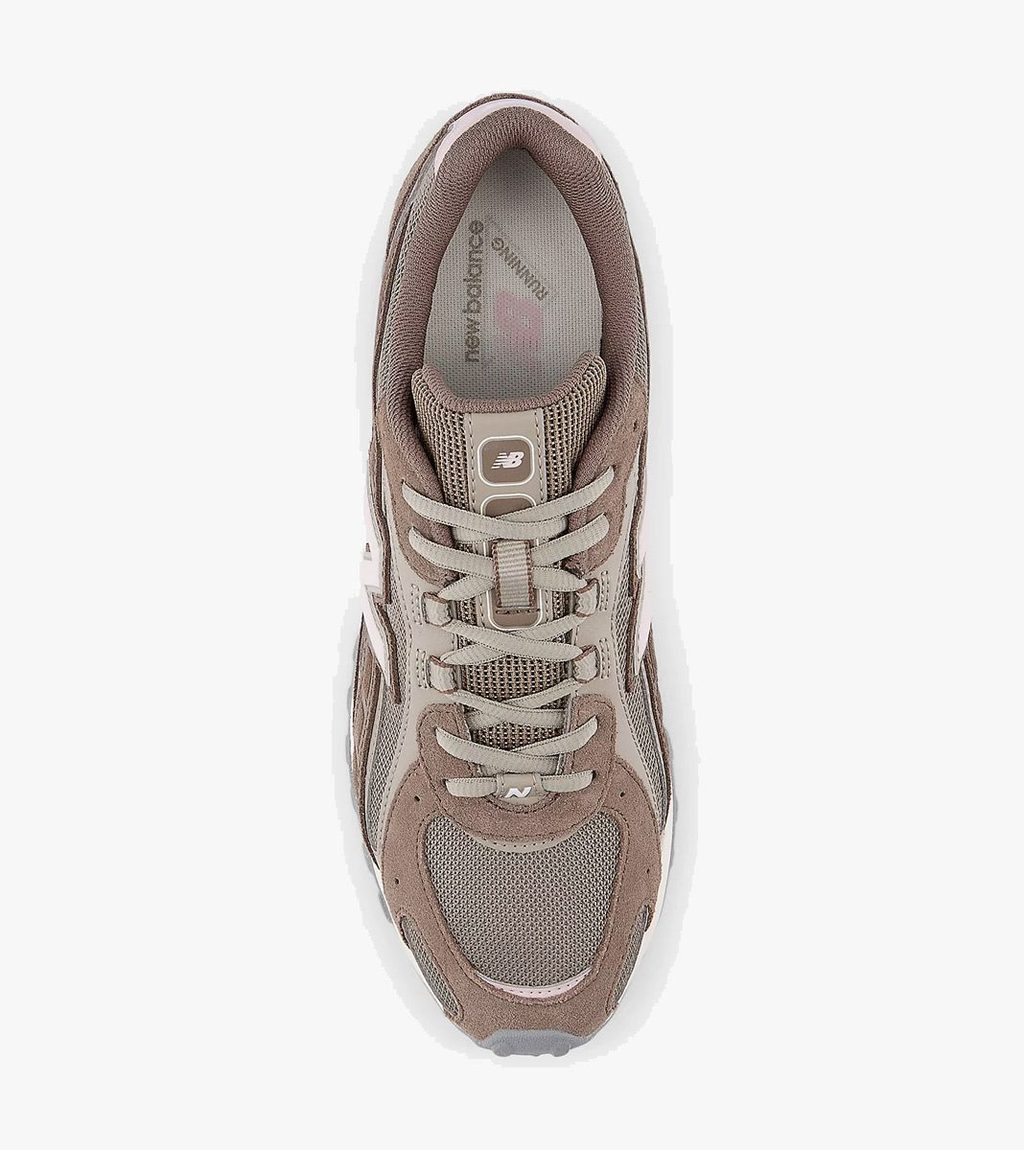 Brown NEW BALANCE 204L