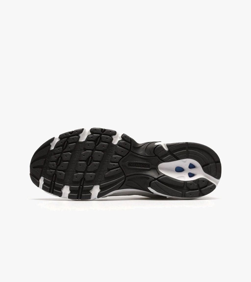 Harmaa NEW BALANCE 530