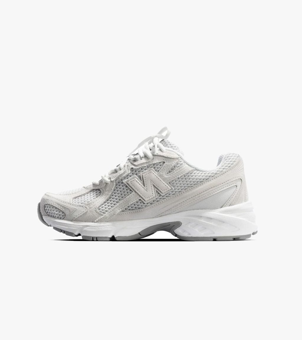 Hall New balance 740