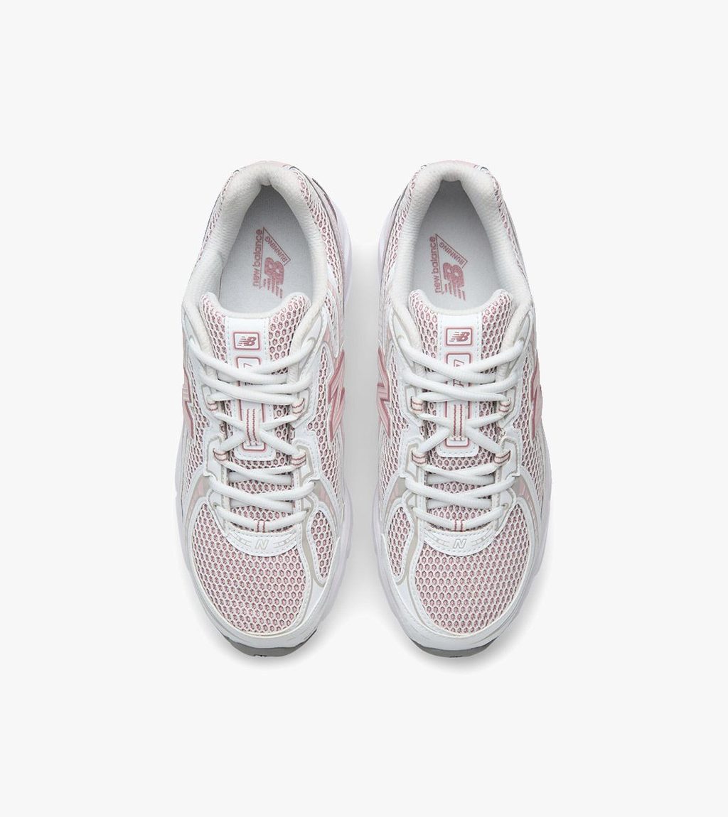 Rosa New balance 740