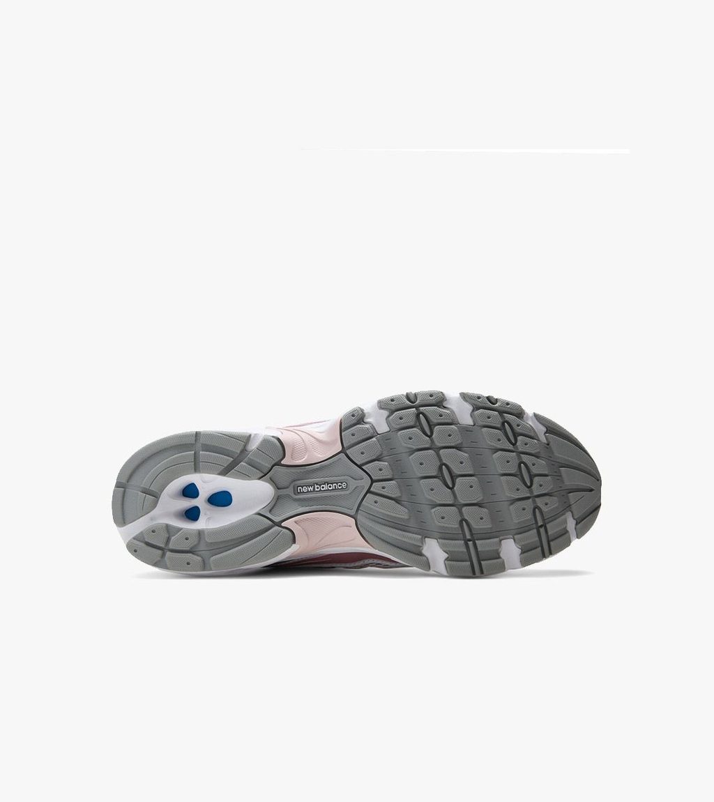 Rosa New balance 740
