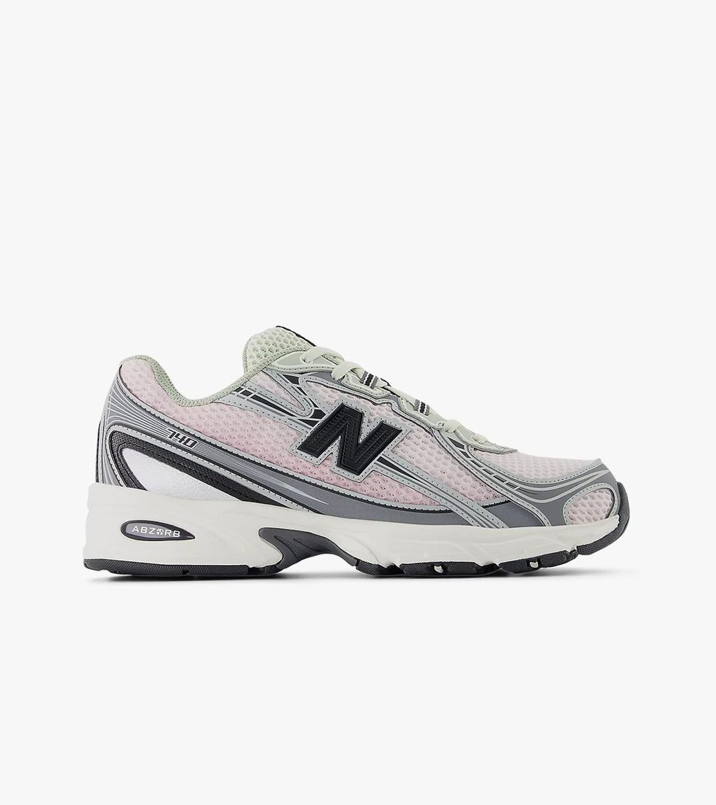 Pinkki NEW BALANCE 740