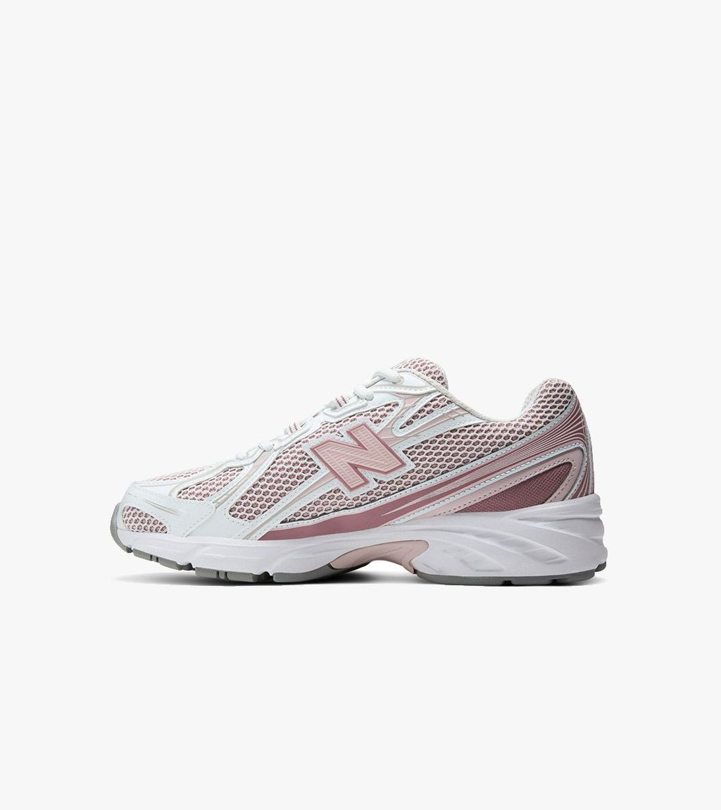 Rosa New balance 740
