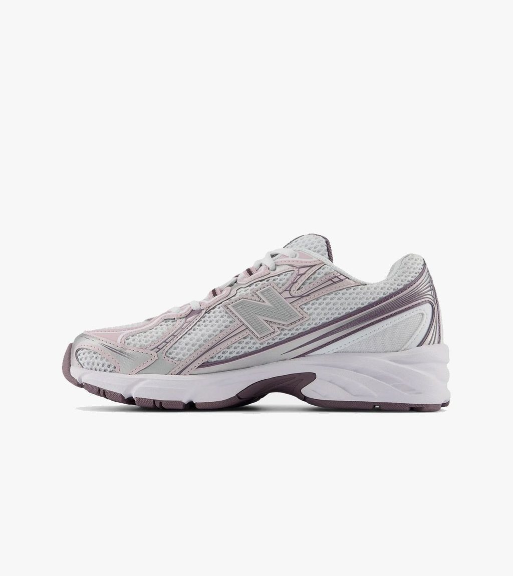 Pink NEW BALANCE 740